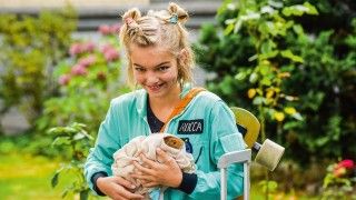 Rocca verändert die Welt, Szenenbild 1