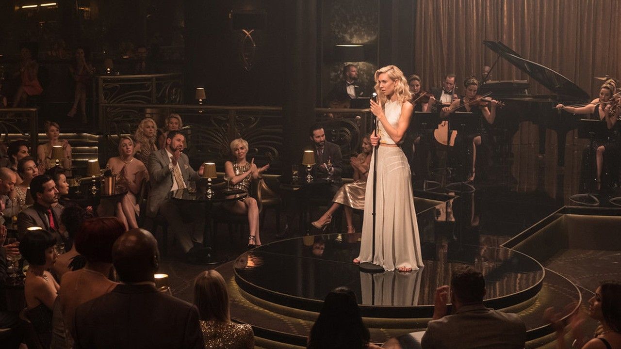 Vanessa Kirby: Beerbt sie Anne Hathaway?